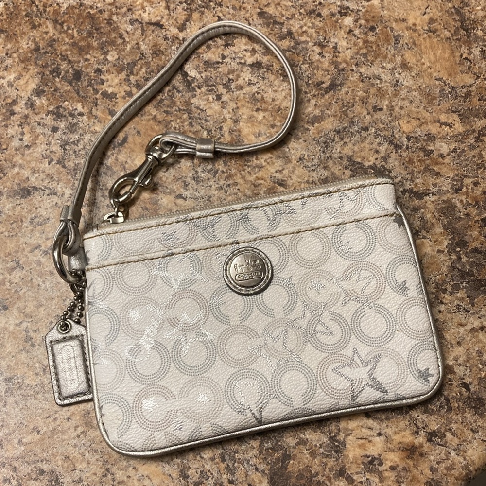 Coach Wristlet - Picture 11 of 11